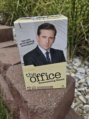 ​THE OFFICE Downsizing Game New Sealed NBC Cardinal Board Game Michael Scott